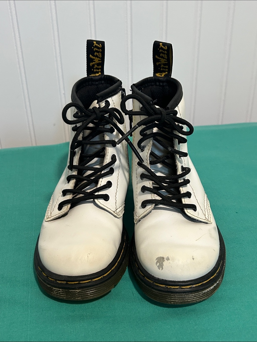 Dr. Martens White Kids Lace-Up Combat Boots with Black Accents Sz: 9